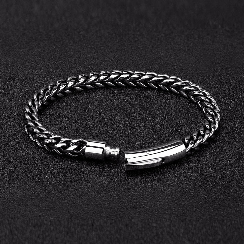  fashion acessories, ,bracelete masculino, ,pulseira masculina, ,pulseira masculina de couro, ,bracelete de couro masculino, ,pulseira para homem, ,pulseira prata homem, ,purita joias,